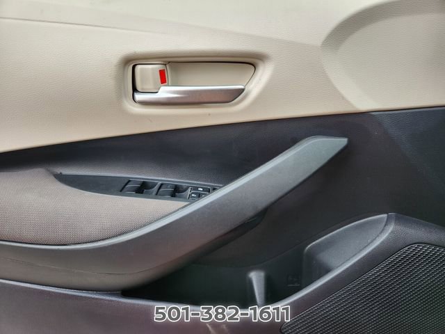 Used 2020 Toyota Corolla LE FWD image 29