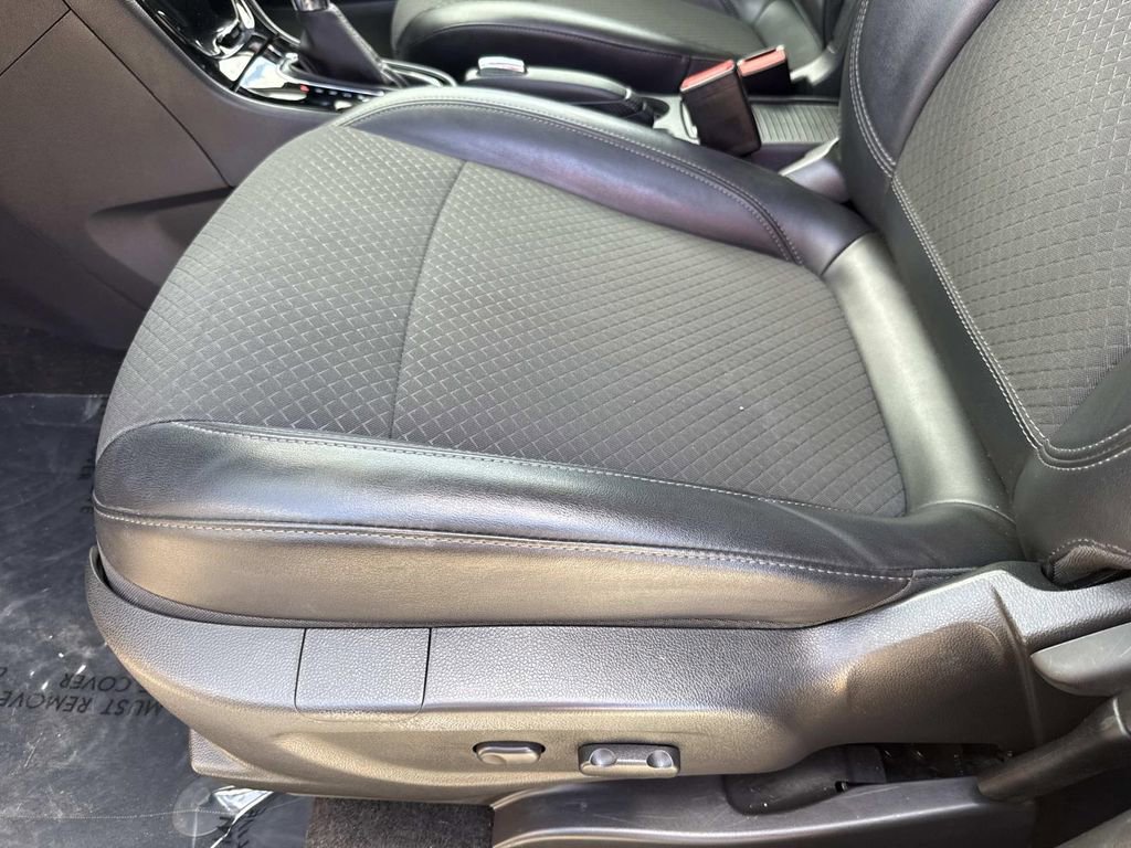 Used 2018 Buick Encore Sport Touring w/ Safety Package image 27