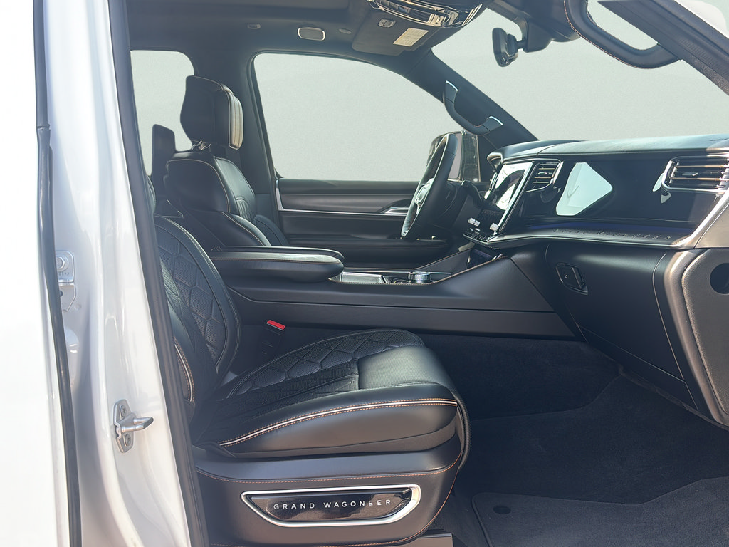 New 2026 Jeep Grand Wagoneer L Summit AWD/4WD image 10