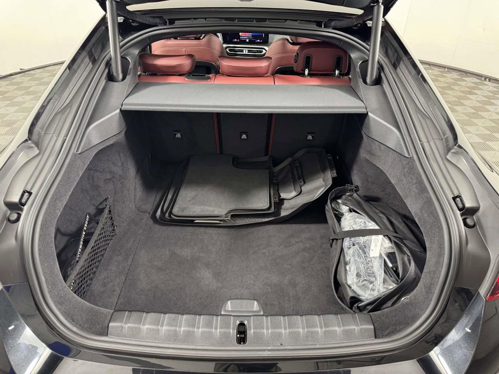 Used 2023 BMW i4 eDrive40 w/ Premium Package RWD image 14