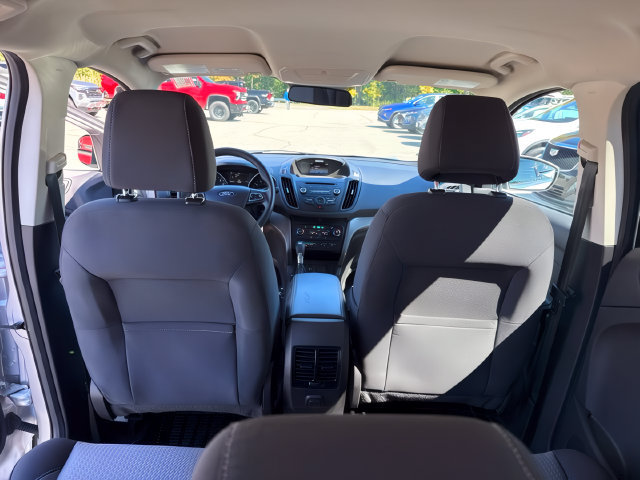 Used 2017 Ford Escape SE AWD/4WD image 19