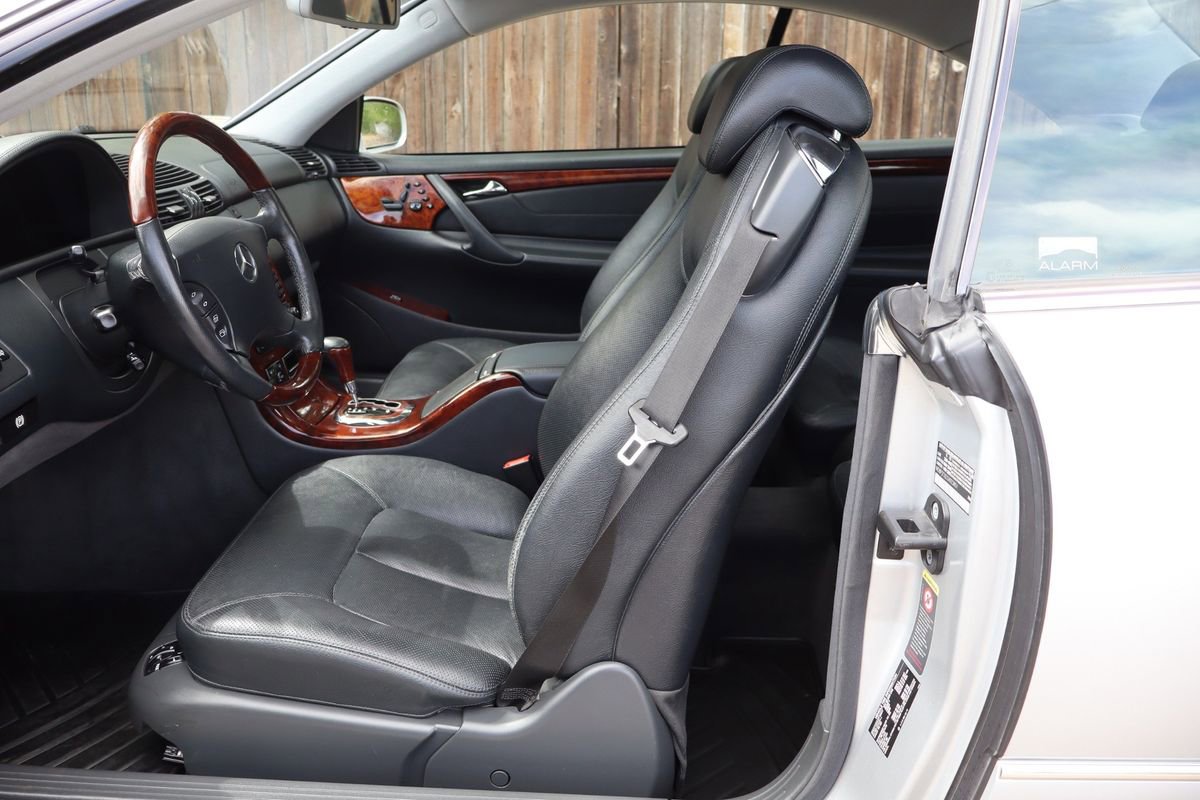 Used 2002 Mercedes-Benz CL 55 AMG image 19