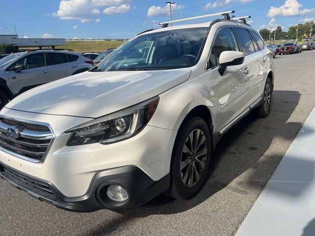 Used 2018 Subaru Outback 3.6R Touring w/ Popular Package #3 image 2