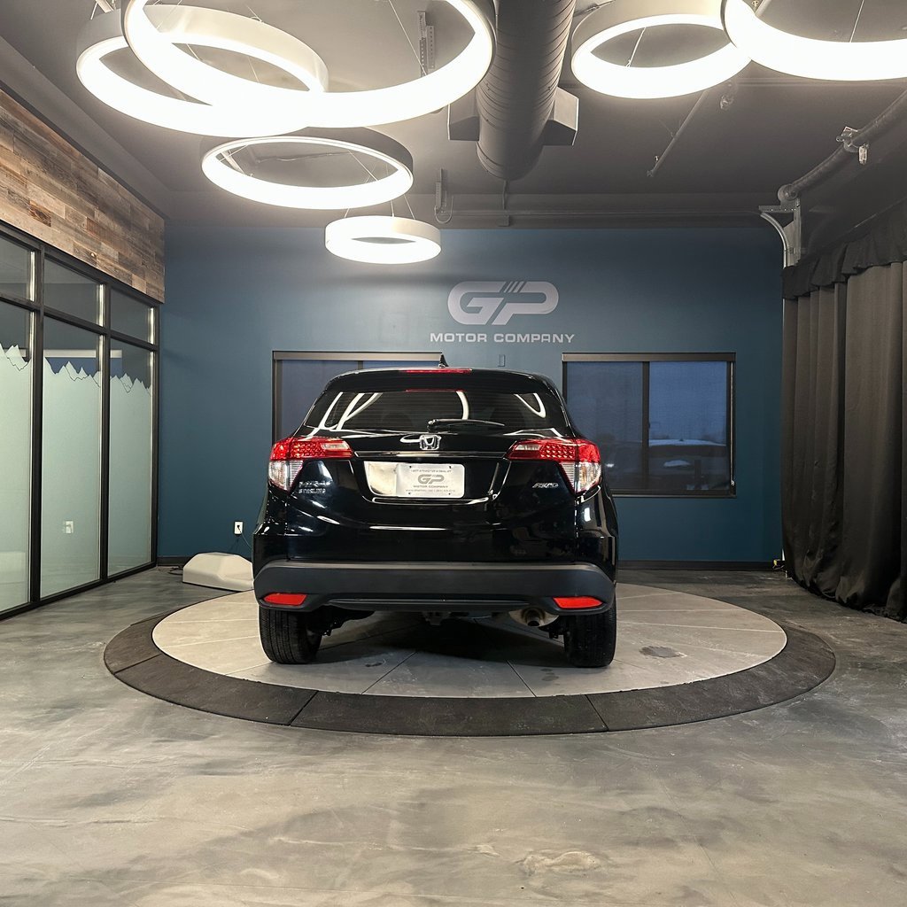 Used 2021 Honda HR-V LX image 4