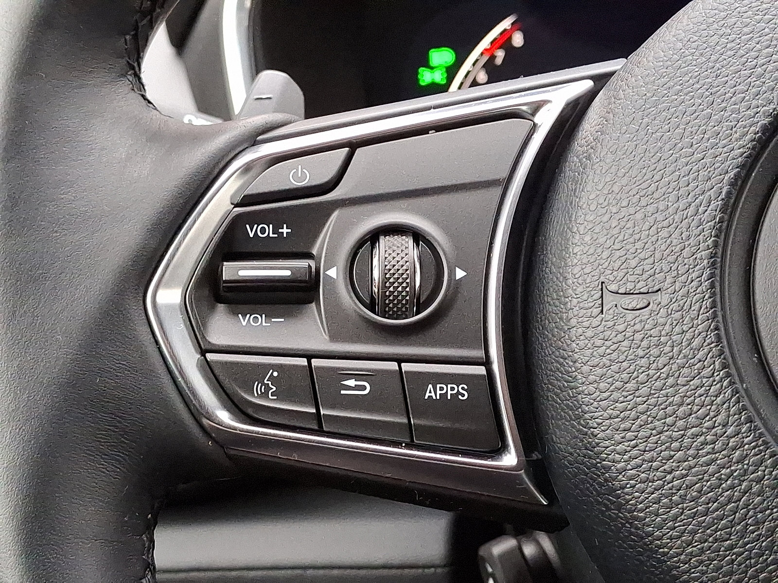 Certified 2023 Acura MDX w/ Technology Package image 24