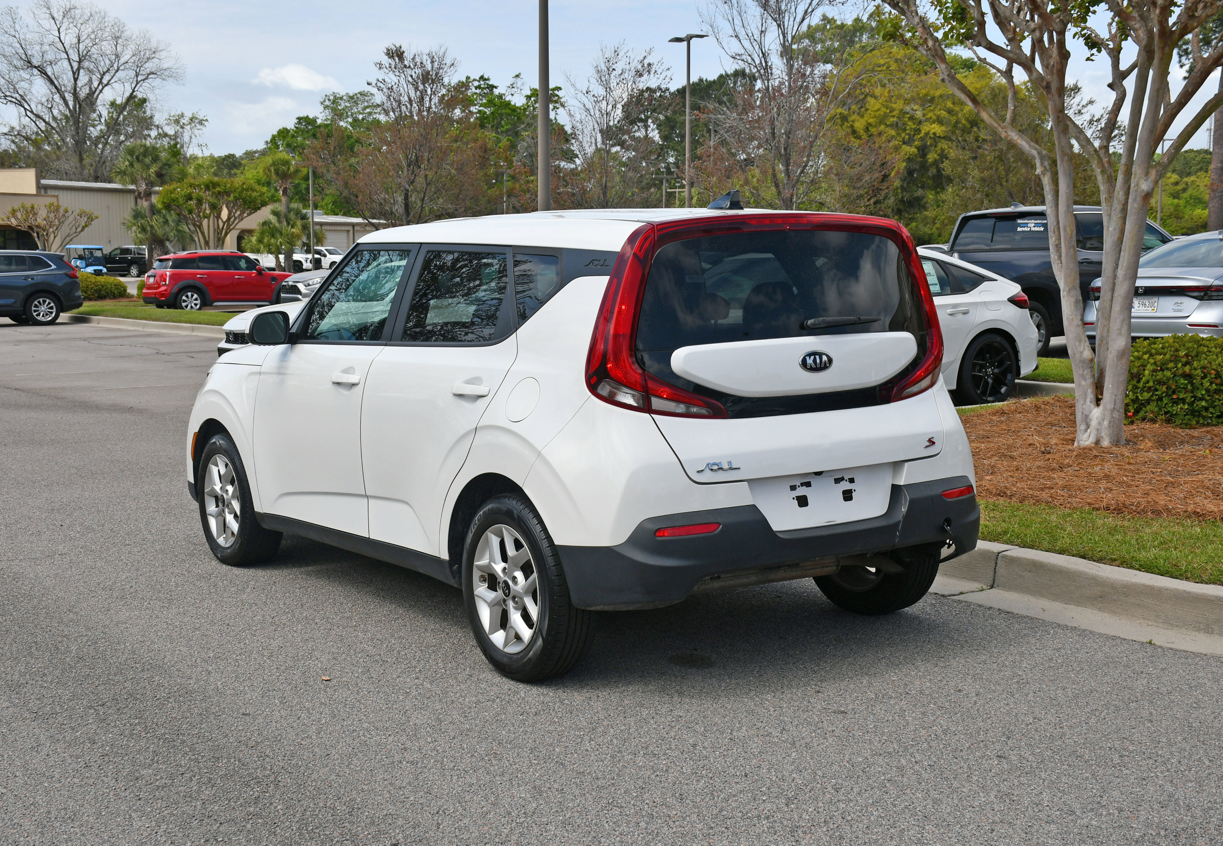 Used 2021 Kia Soul S FWD image 3