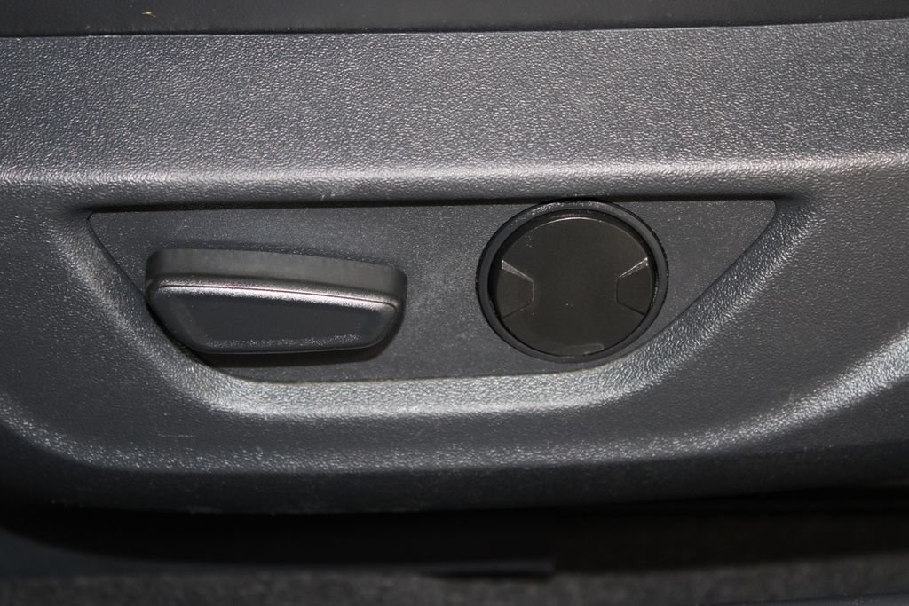 Used 2024 Ford Mustang Premium RWD image 18