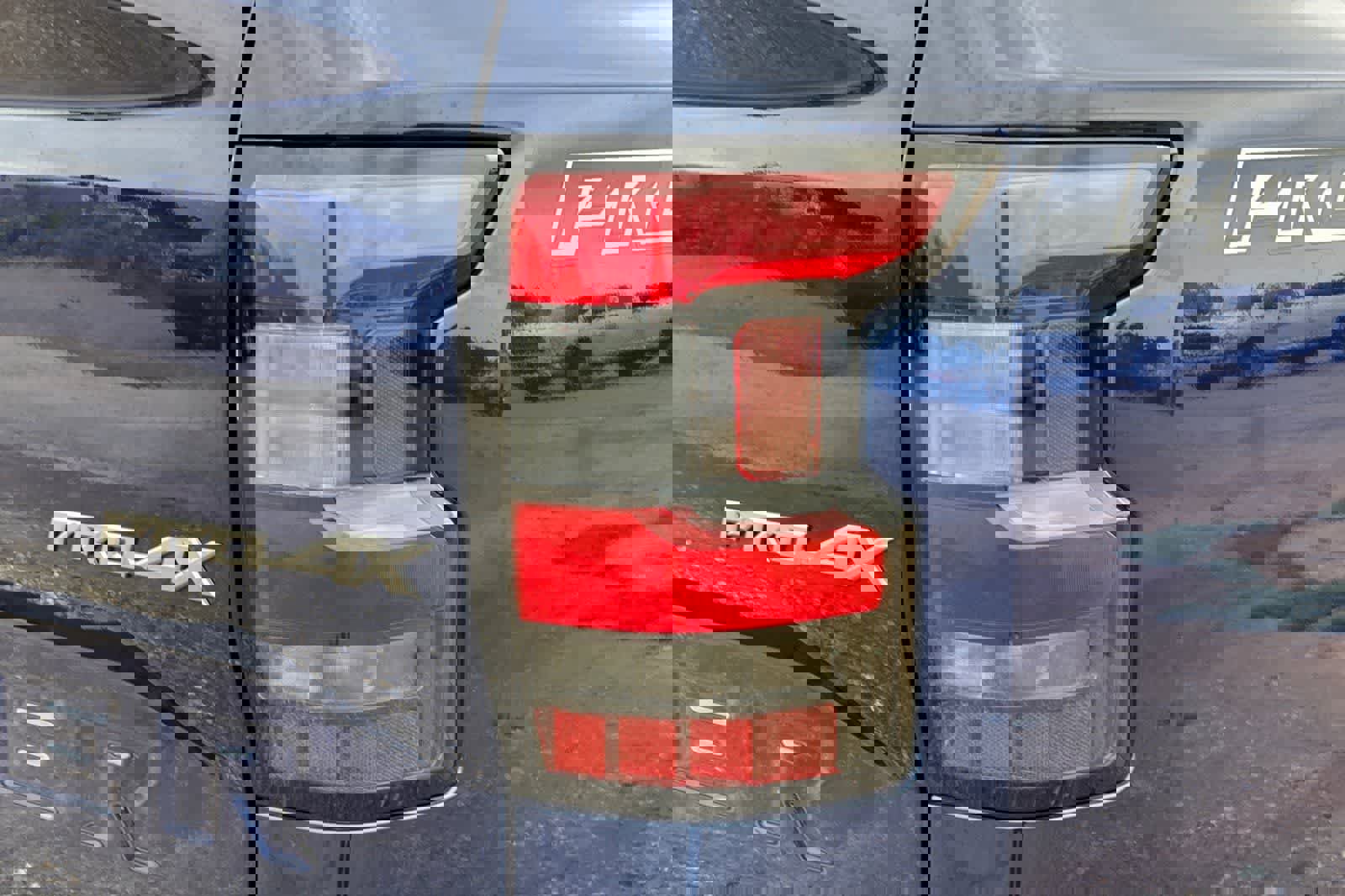 Used 2023 Nissan Frontier PRO-4X w/ Pro-4X Premium Package image 30