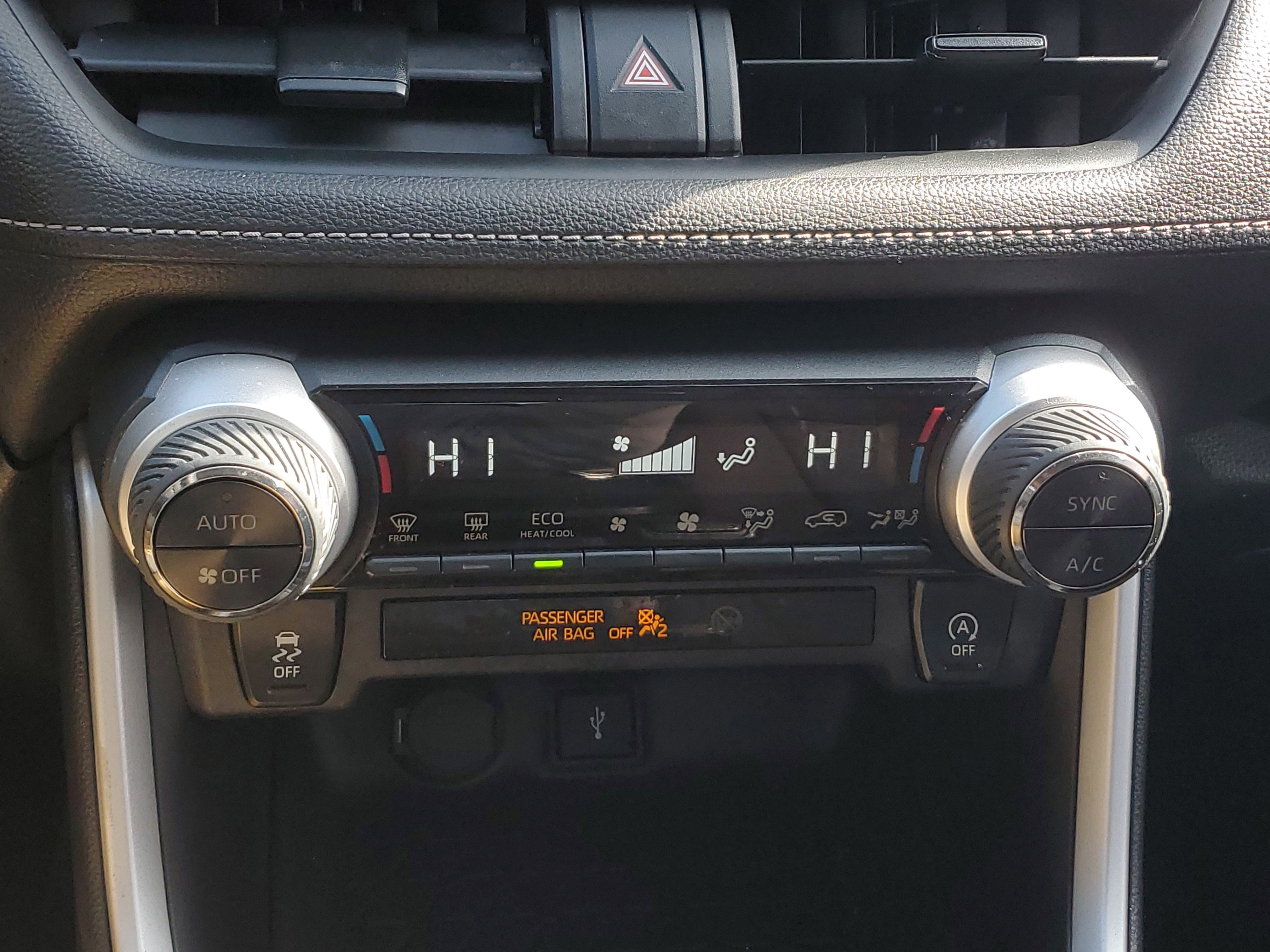 Certified 2021 Toyota RAV4 XLE w/ Convenience Package image 27