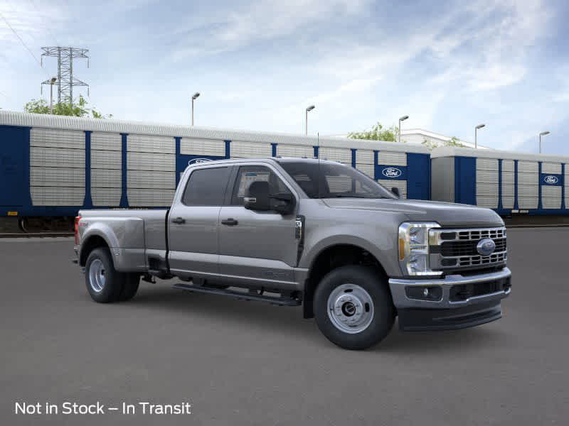 New 2026 Ford F350 XLT image 7