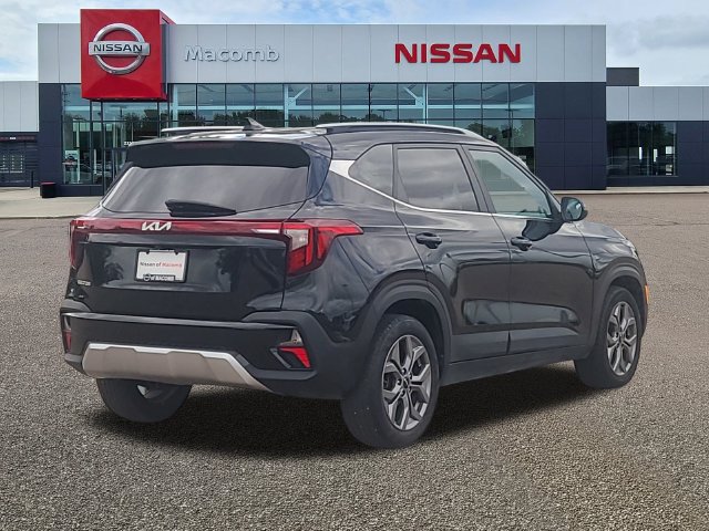 Used 2024 Kia Seltos S FWD image 7