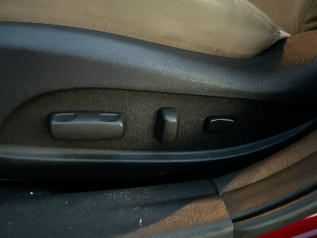 Used 2013 Hyundai Sonata Limited FWD image 12