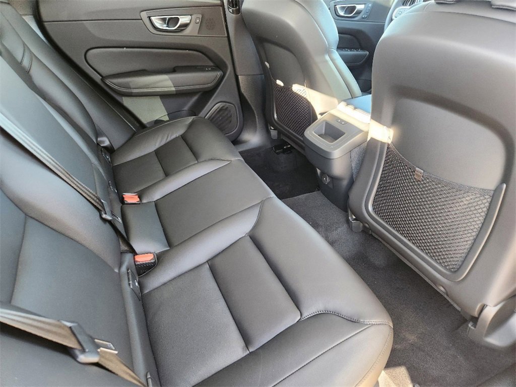 New 2025 Volvo XC60 B5 Core w/ Protection Package Premier image 26