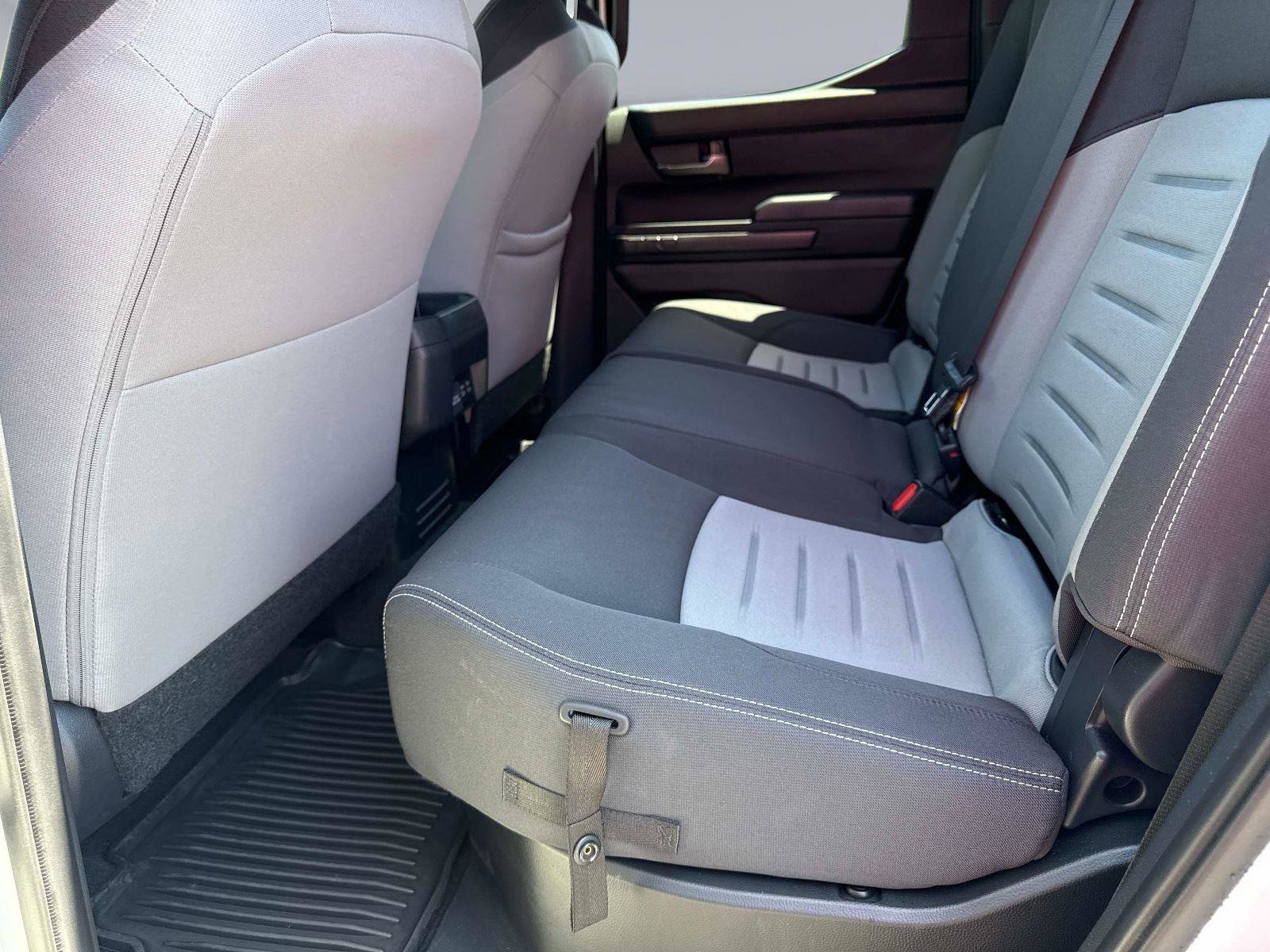 Used 2024 Toyota Tacoma TRD Sport w/ TRD Sport Upgrade Package image 12