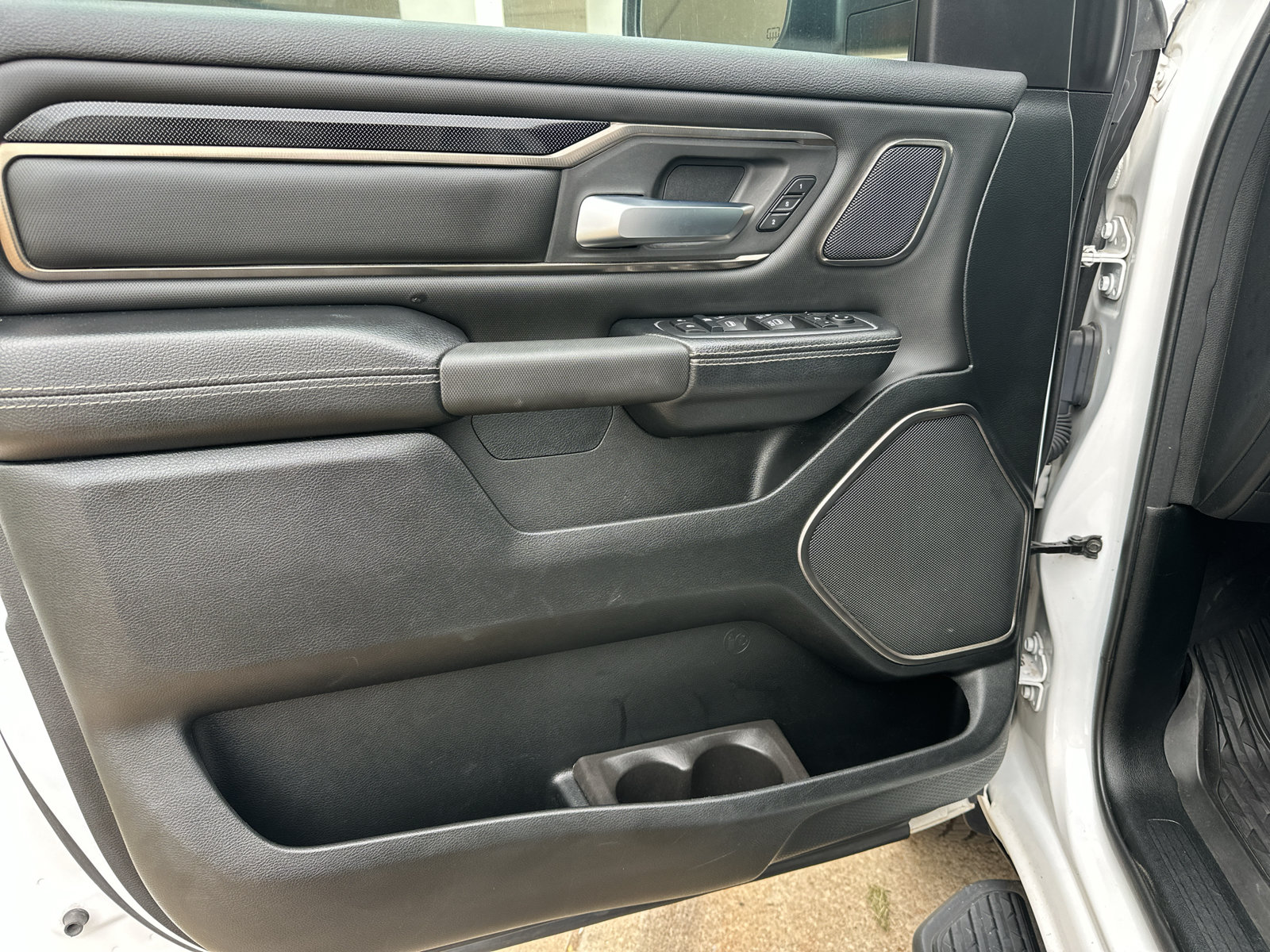 Used 2021 RAM 1500 Sport w/ Leather & Sound Group AWD/4WD image 17