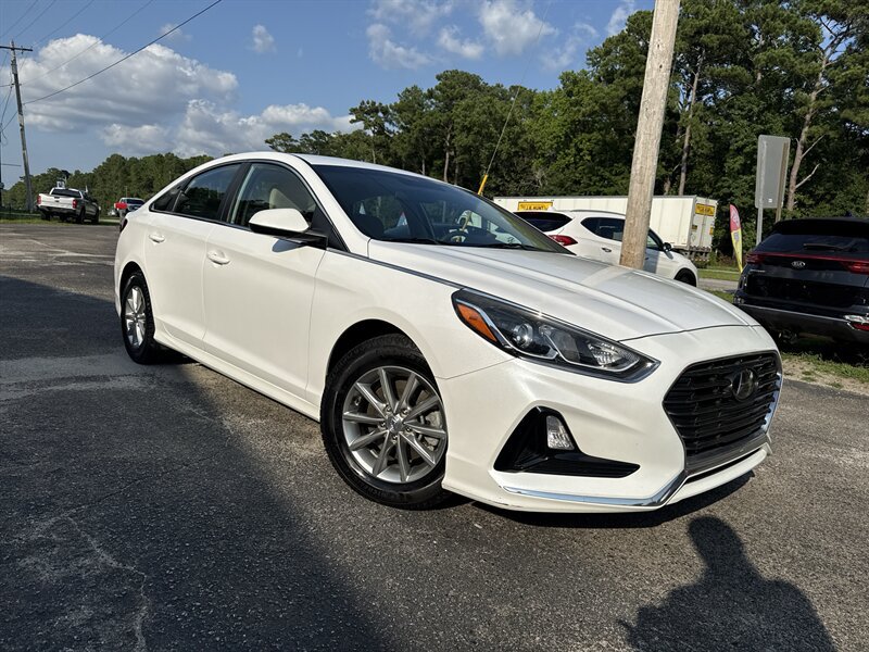 Used 2019 Hyundai Sonata SE FWD image 2