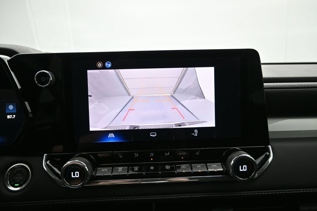 Used 2026 Chevrolet Colorado LT RWD image 17