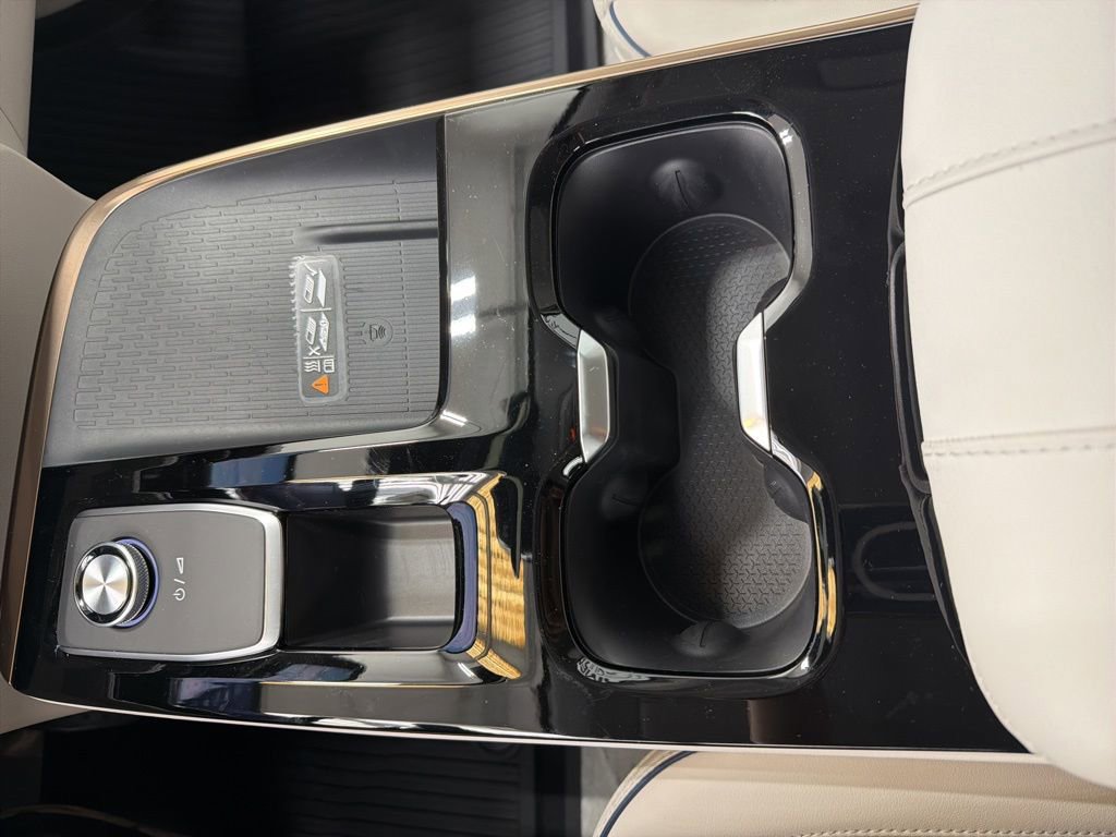 New 2026 Buick Enclave Avenir w/ Super Cruise Package image 15