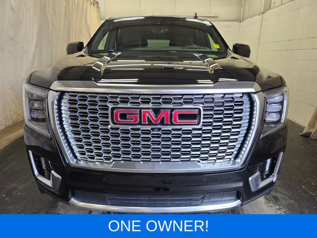 Used 2023 GMC Yukon Denali w/ Advanced Technology Package AWD/4WD image 3