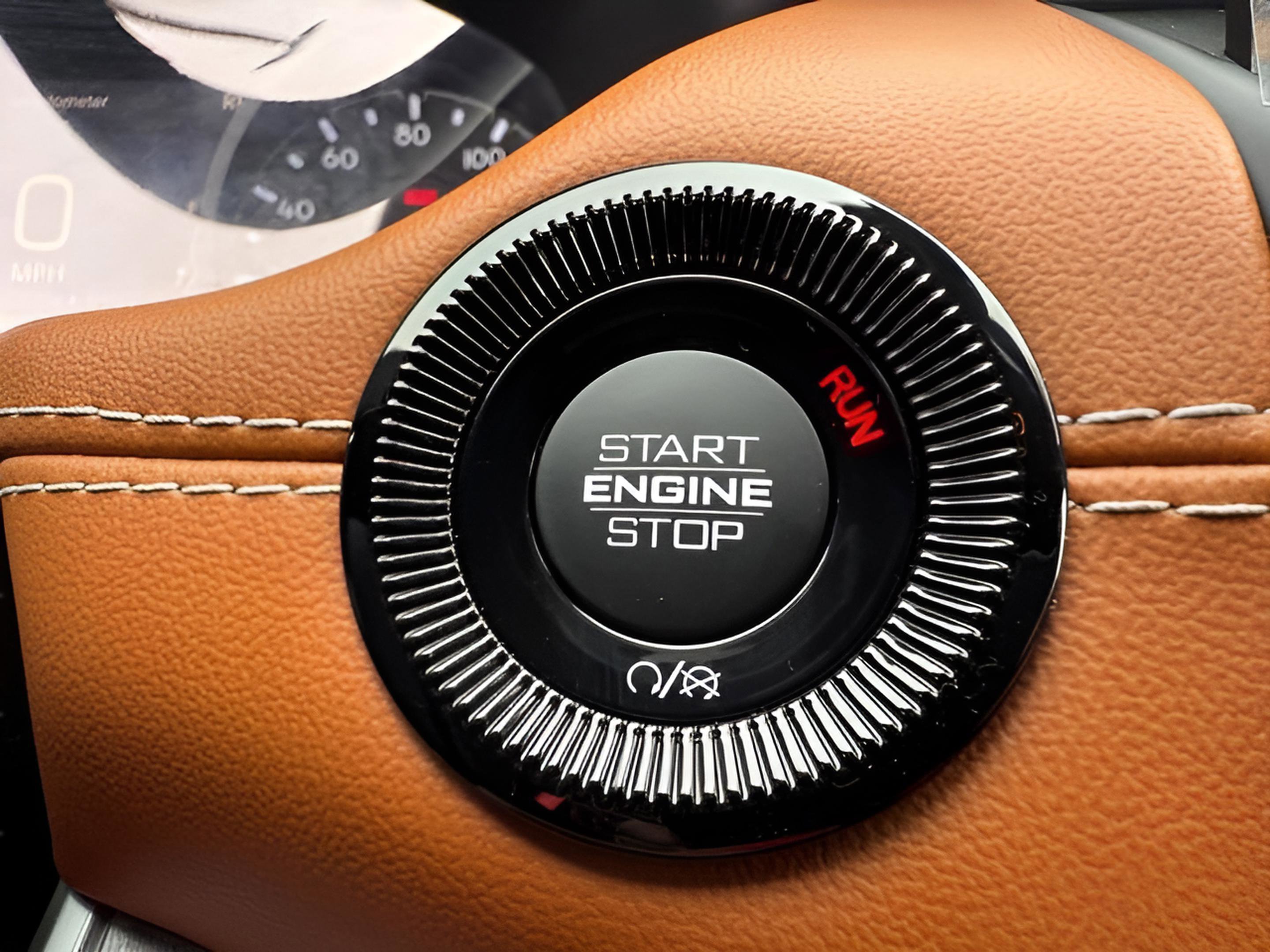 Used 2025 Jeep Compass Limited image 22