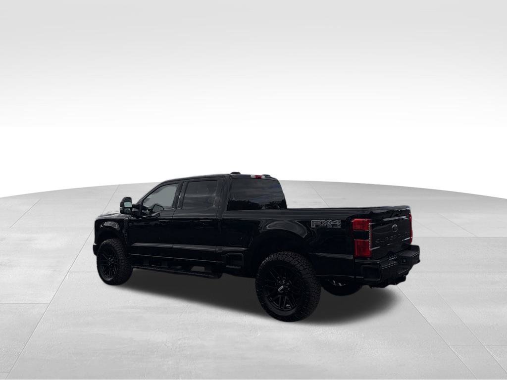 Used 2025 Ford F250 Lariat w/ Black Appearance Package AWD/4WD image 17