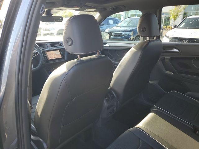 Used 2024 Volkswagen Tiguan SEL R-Line image 11