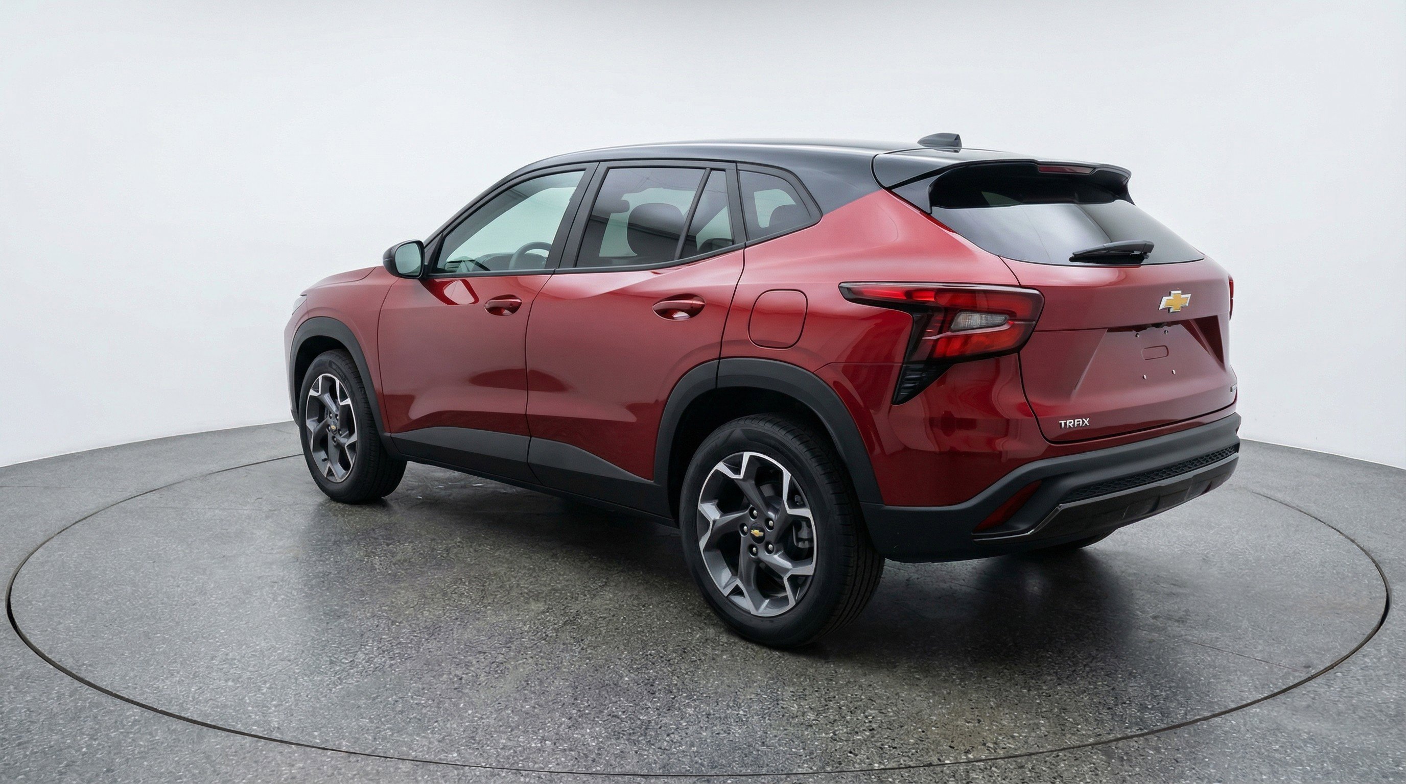 Used 2025 Chevrolet Trax LT w/ LT Convenience Package image 6