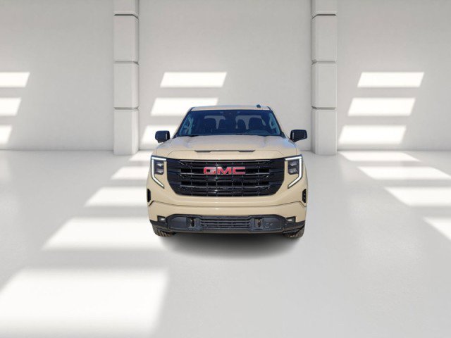 Used 2022 GMC Sierra 1500 Elevation image 2