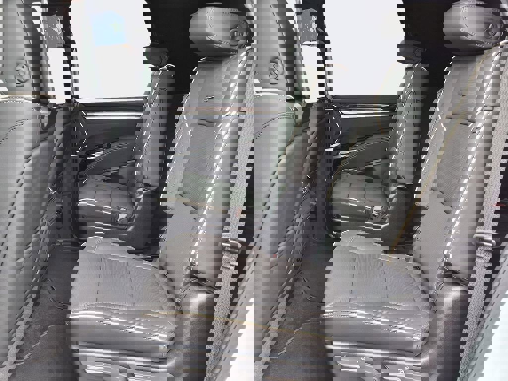 New 2026 Cadillac Escalade Luxury w/ LPO, Radiant Package image 13