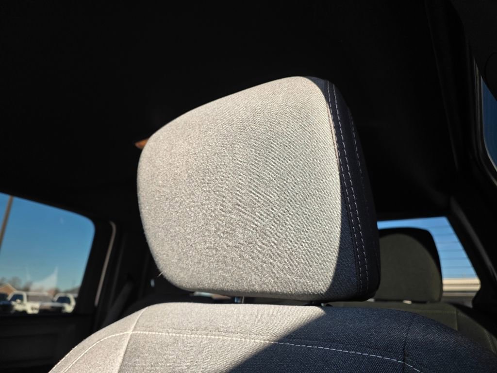 Used 2024 RAM 2500 Tradesman w/ Chrome Appearance Group image 22