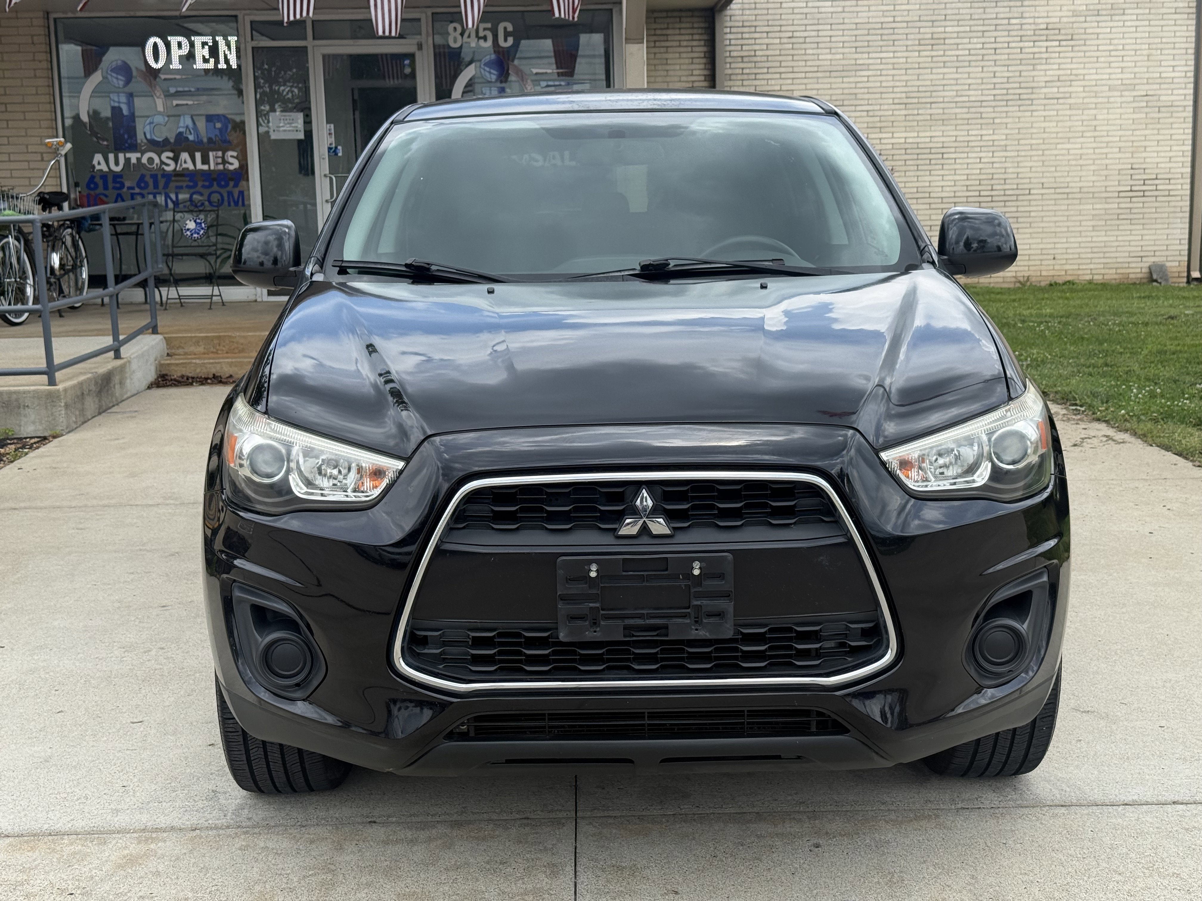 Used 2015 Mitsubishi Outlander Sport ES FWD image 2