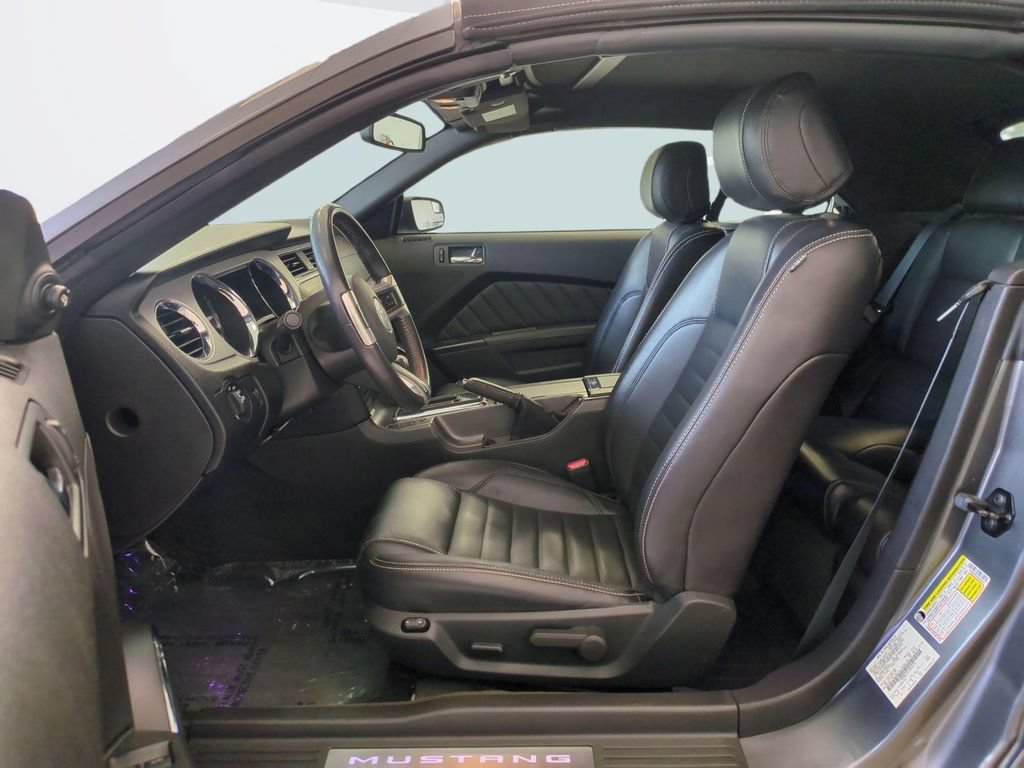 Used 2014 Ford Mustang GT Premium w/ Electronics Package RWD image 20