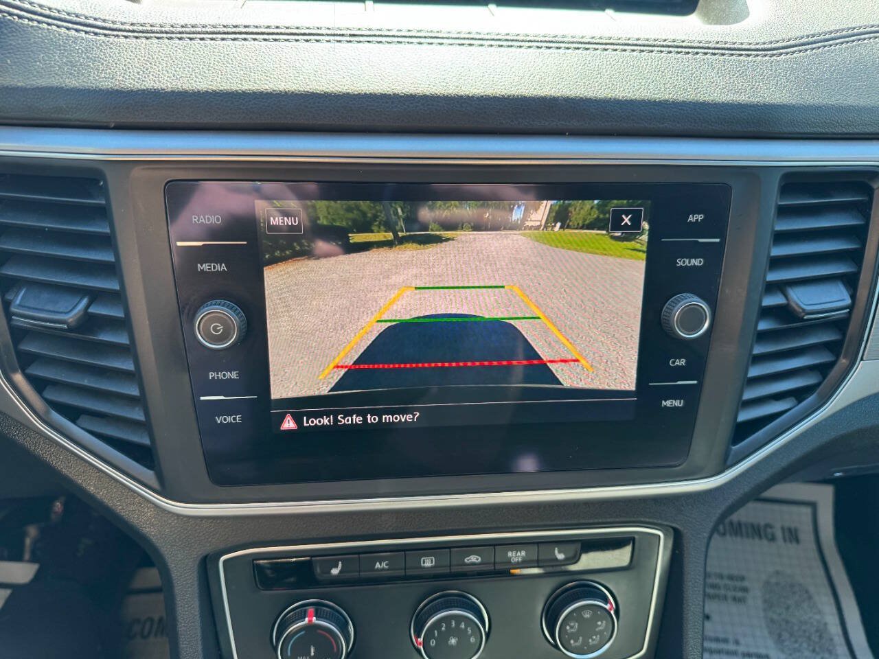 Used 2018 Volkswagen Atlas SE FWD image 20
