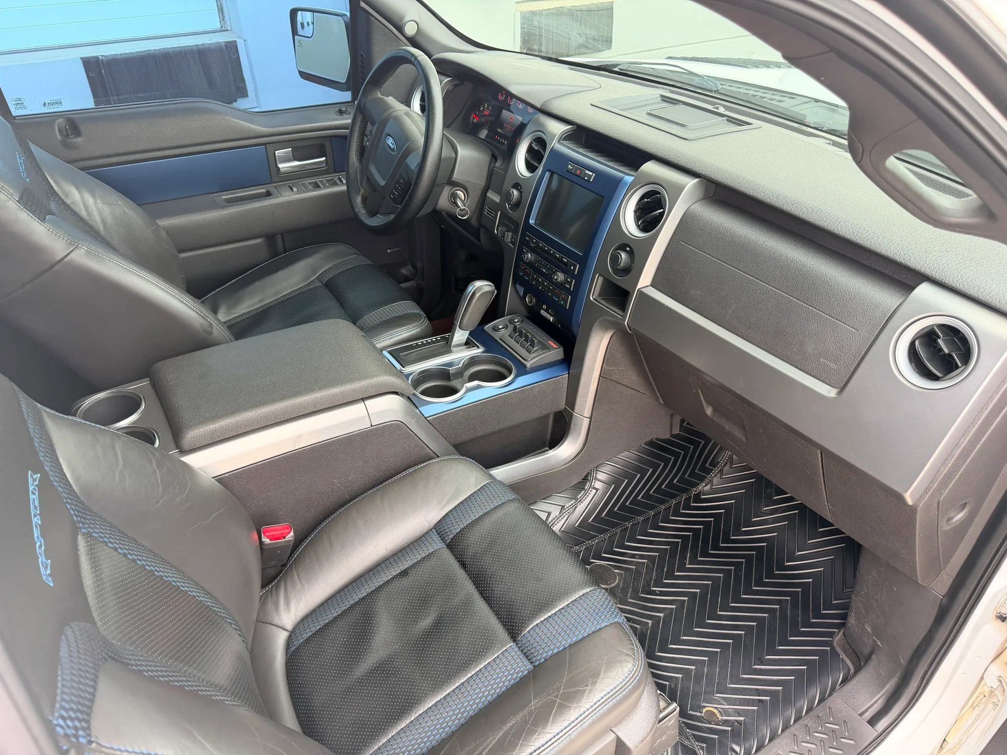 Used 2012 Ford F150 Raptor w/ Raptor Luxury Pkg AWD/4WD image 15