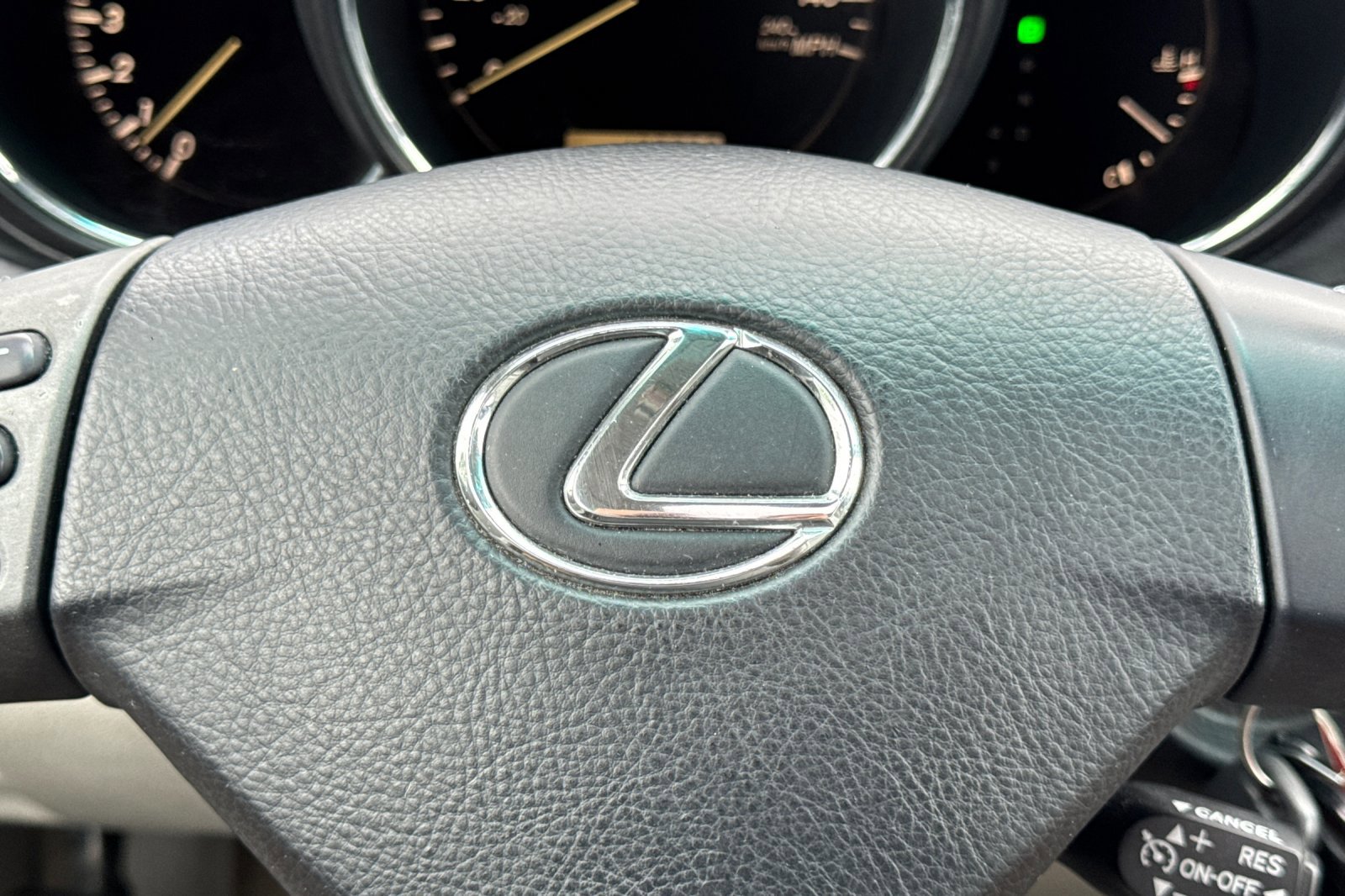 Used 2004 Lexus RX 330 AWD image 33