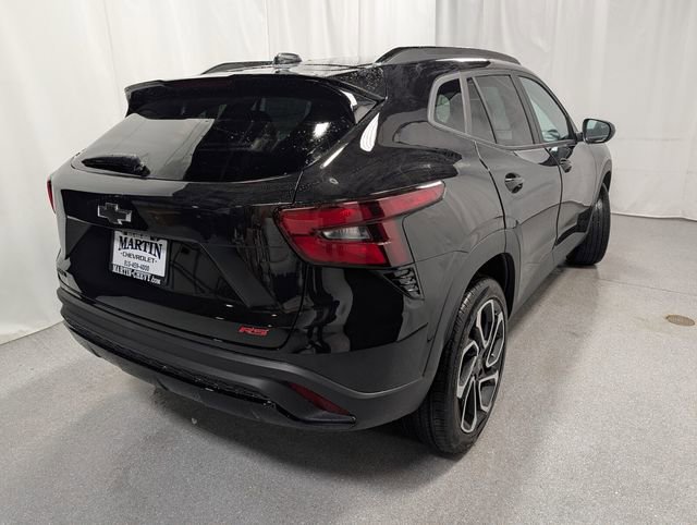 New 2026 Chevrolet Trax RS w/ Sunroof Package image 3
