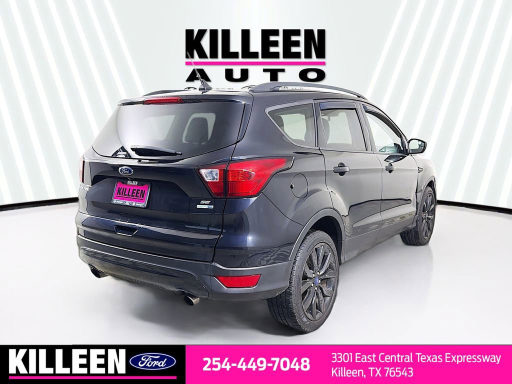 Used 2019 Ford Escape SE image 7