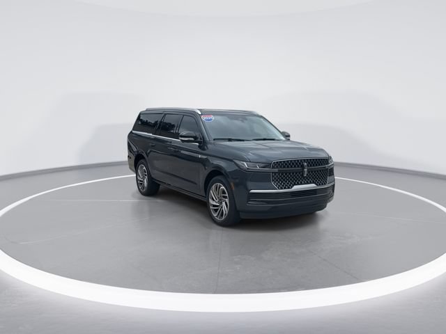 Certified 2025 Lincoln Navigator L Reserve AWD/4WD image 1