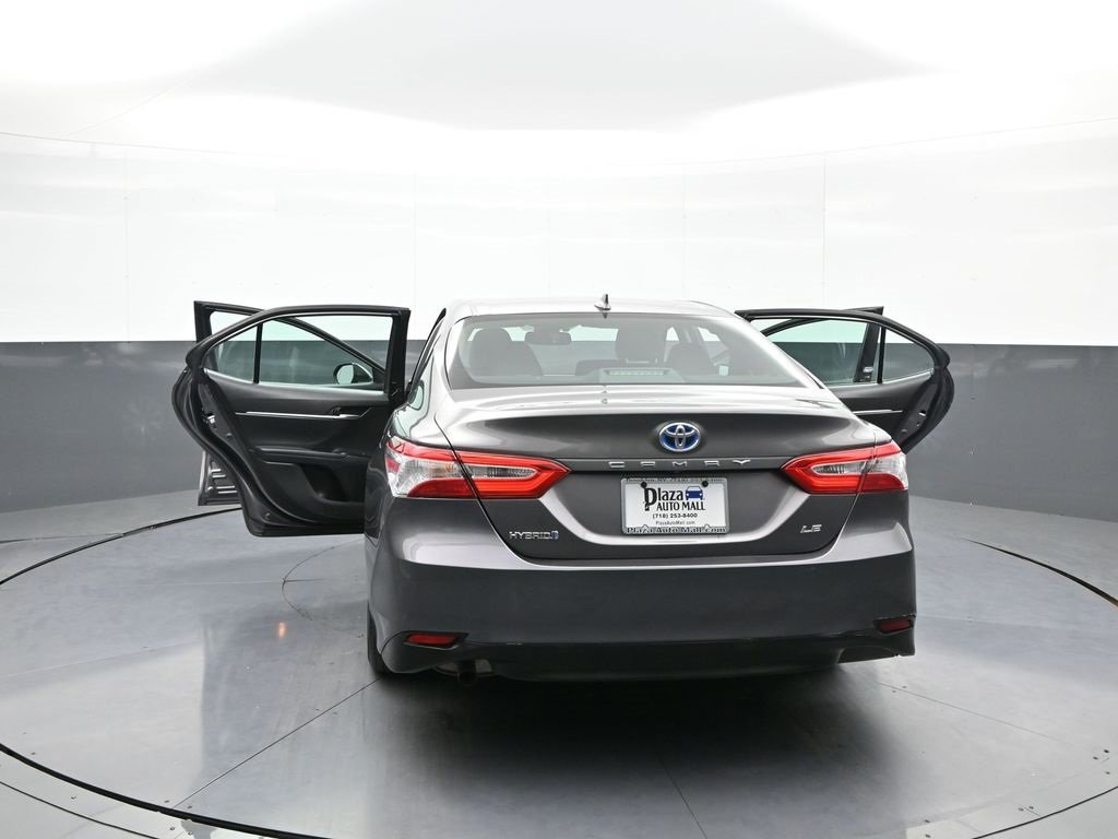 Certified 2019 Toyota Camry LE image 47