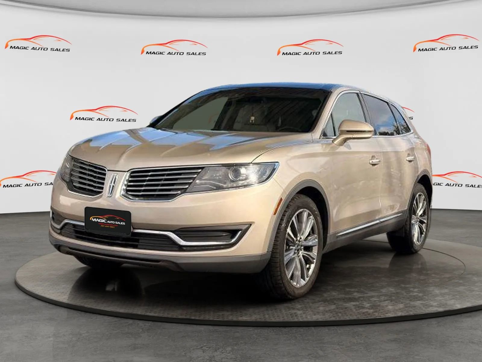 Used 2017 Lincoln MKX Reserve w/ Lincoln MKX Climate Package image 2