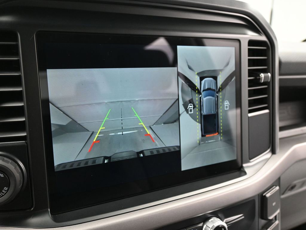 New 2025 Ford F150 Lightning XLT image 17