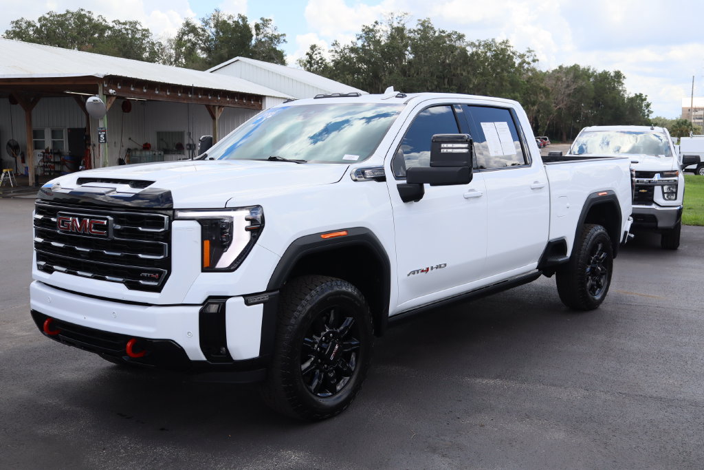 Certified 2025 GMC Sierra 2500 AT4 w/ AT4 Premium Plus Package AWD/4WD image 5