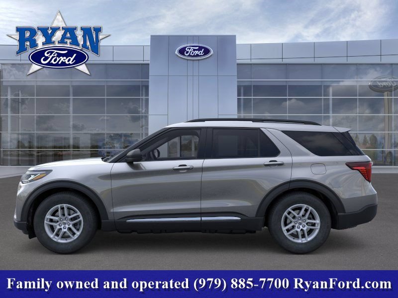 New 2025 Ford Explorer Active w/ Active Comfort Package RWD image 3