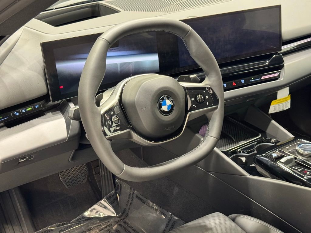 Certified 2025 BMW 530i xDrive w/ Premium Package image 15