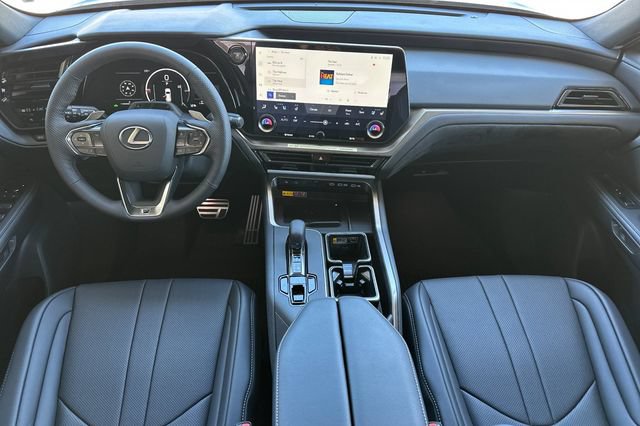 New 2026 Lexus TX 500h AWD image 11