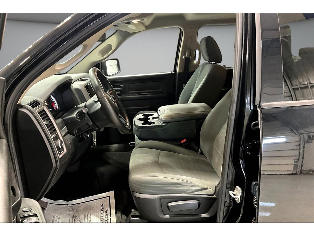 Used 2014 RAM 1500 Express image 25