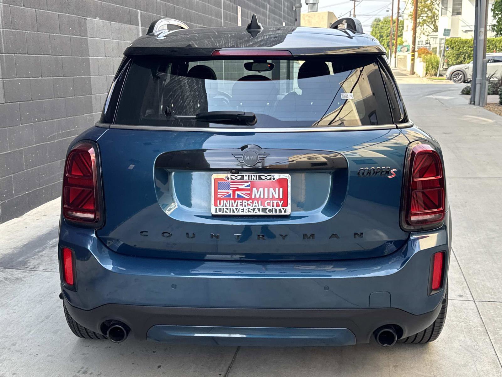 Used 2022 MINI Cooper Countryman S w/ Boardwalk Edition image 4
