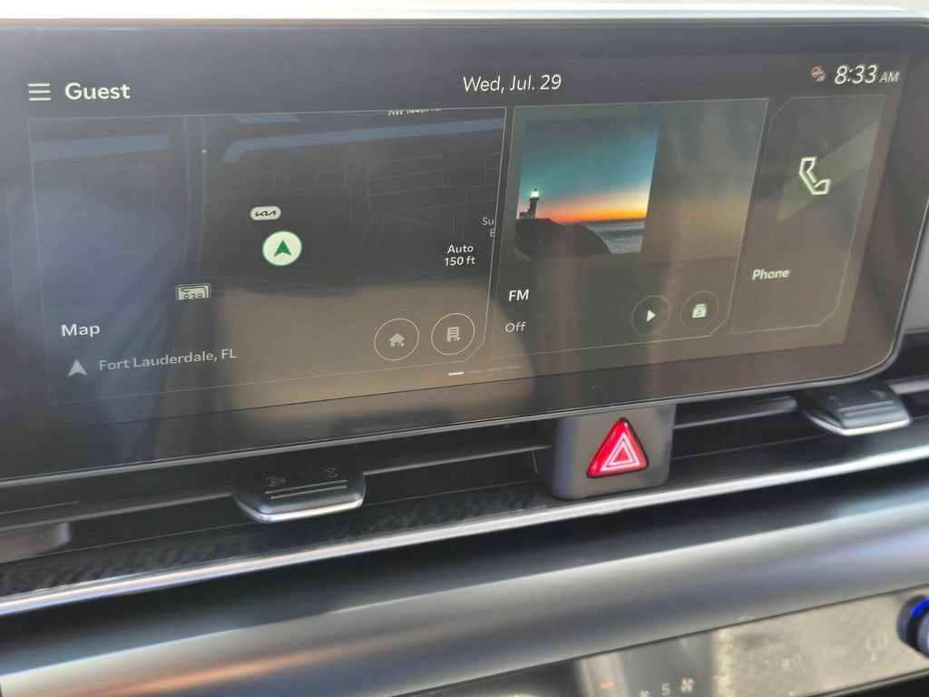 New 2027 Kia Carnival LX FWD image 9