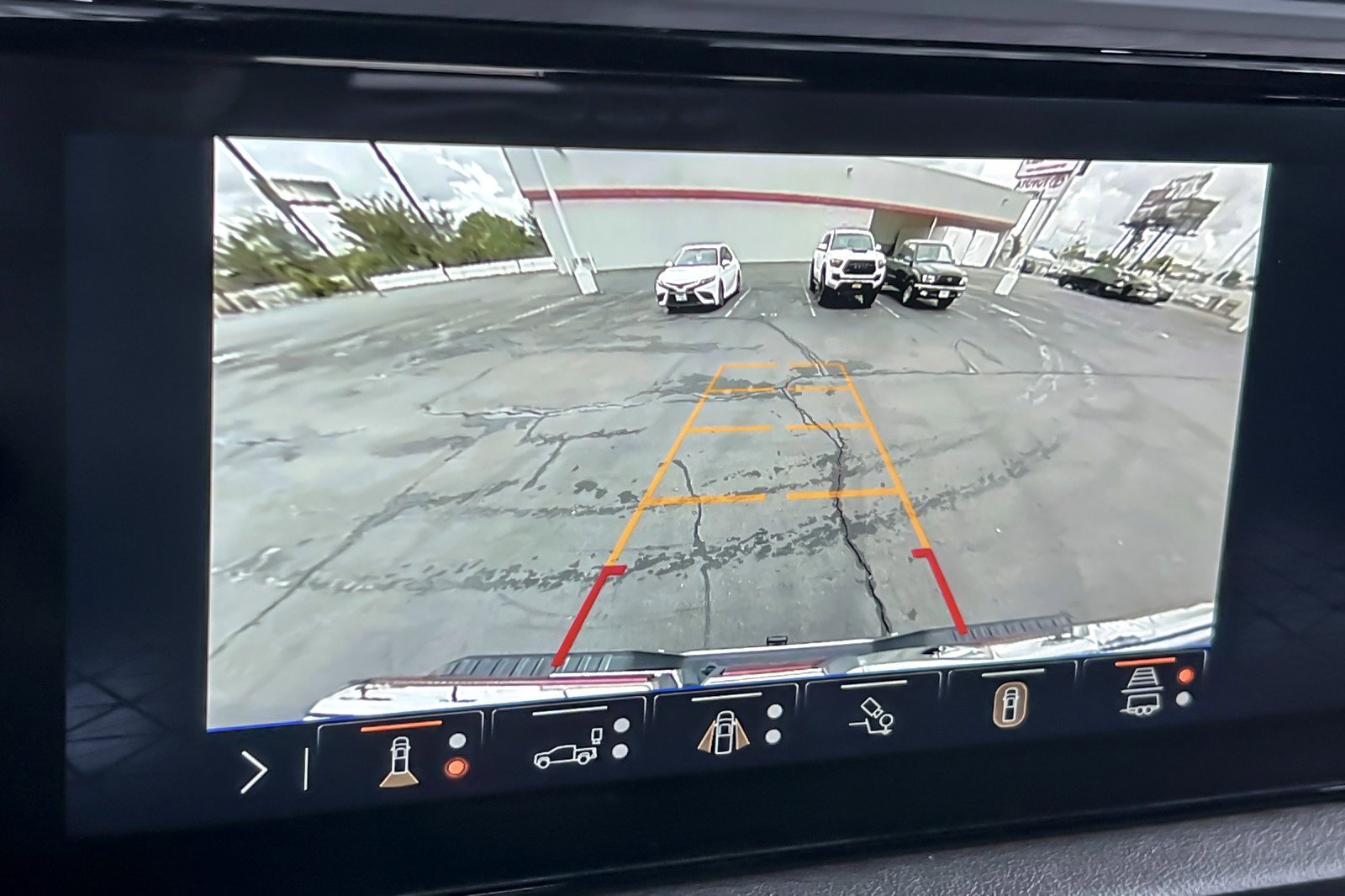 Used 2025 GMC Sierra 1500 AT4 image 18