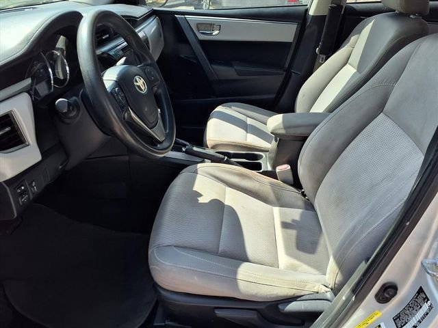 Used 2014 Toyota Corolla LE image 11